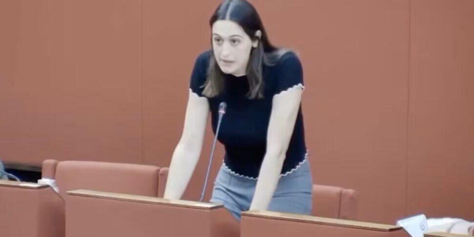 La consigliera comunale Francesca Ghio in aula