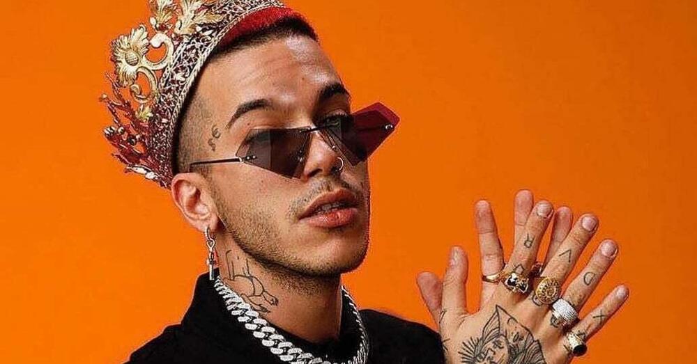 Sfera Ebbasta scivola sull&rsquo;adv? Shade lo copia sulle cure per ricchi al San Raffaele, ma lo smaschera sulla pubblicit&agrave; occulta sui social? Ecco cos&rsquo;&egrave; successo&hellip;