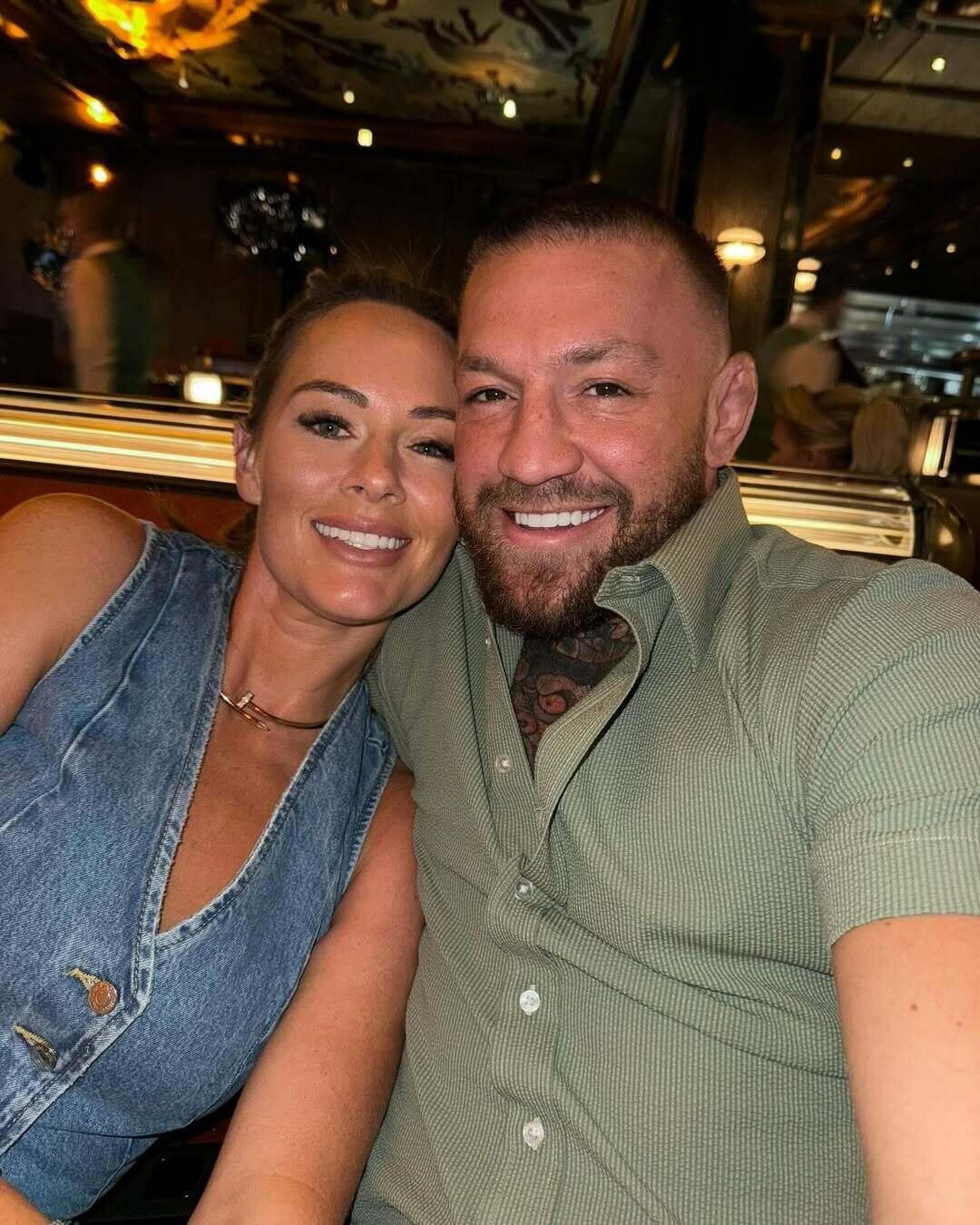 Dee Devlin e Conor McGregor