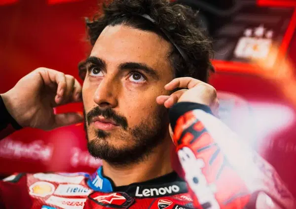 [VIDEO] Pecco Bagnaia furioso nel backstage di Barcellona: "Ma porca pu*tana, non riesco a provare una ca*zo di partenza! Non rallenter&ograve; gli altri in gara..."
