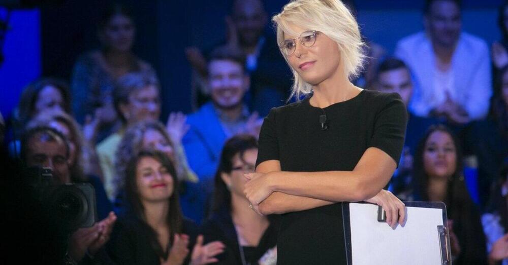 Torna &ldquo;C&rsquo;&egrave; posta per te&rdquo; di Maria De Filippi su Canale 5: elogio dell&rsquo;unico programma socialmente utile della tv italiana. Perch&eacute; lo criticate? 