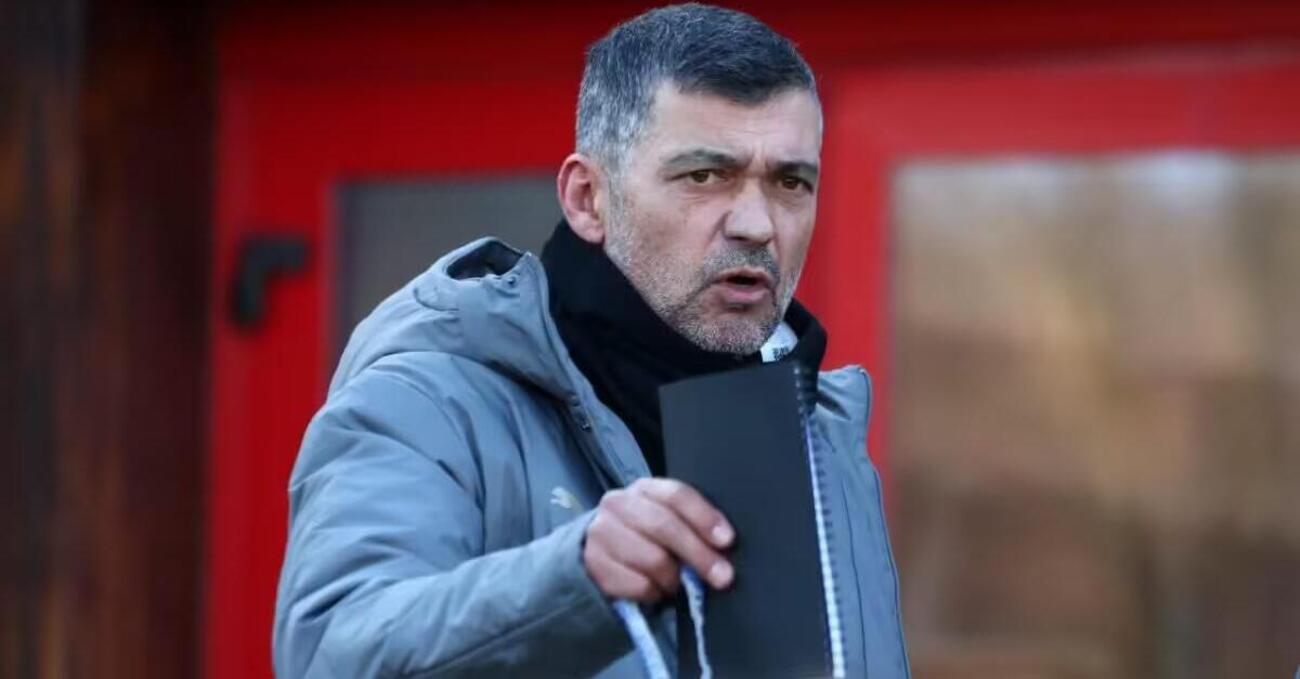 Sergio Conceicao &egrave; un fuffaguru? Il decalogo mostrato da Fabio Caressa al Club su Sky &egrave; un manifesto senza novit&agrave;. Tranne per le ciabatte&hellip;