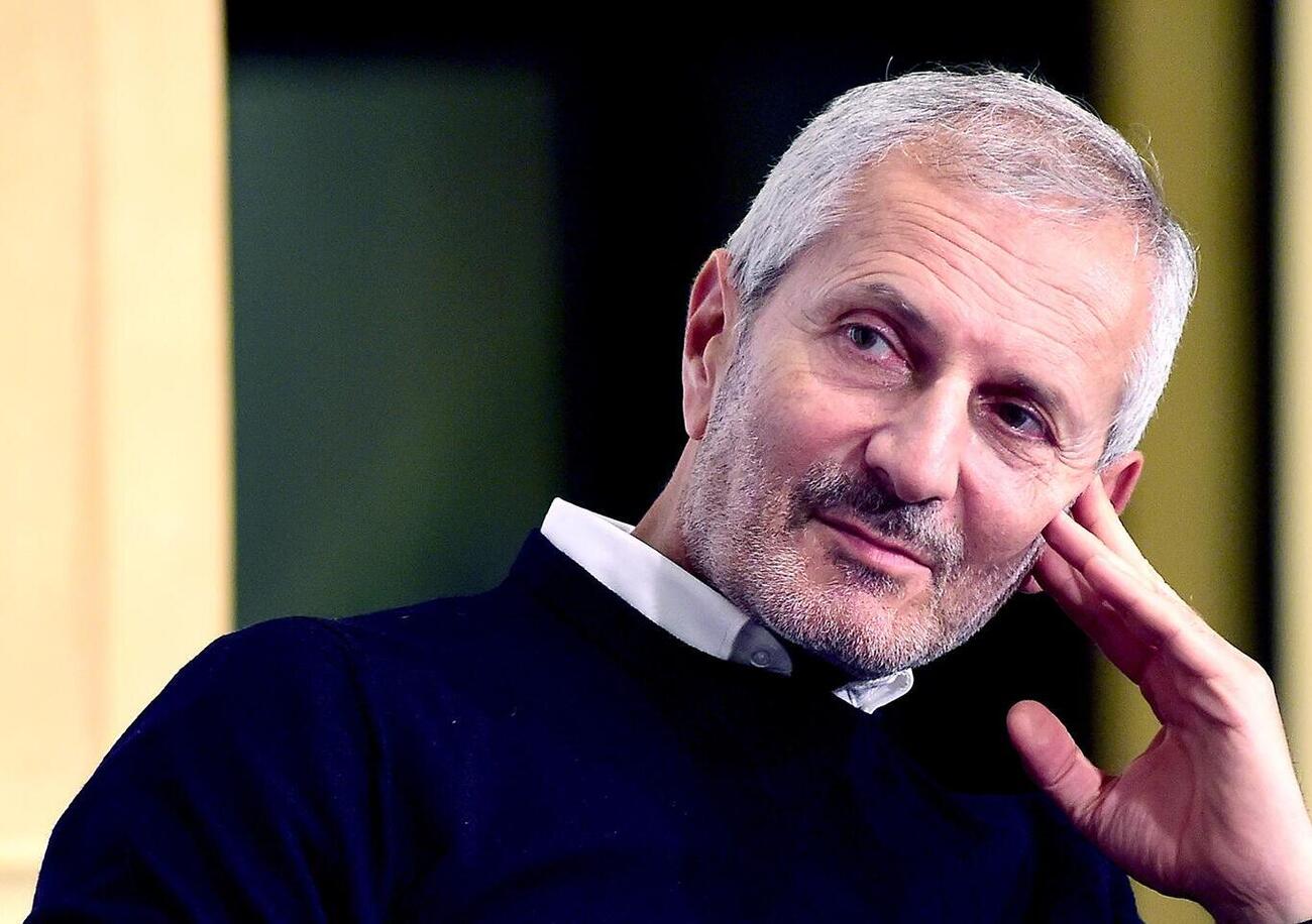 Abbiamo letto &ldquo;Elogio dell&#039;ignoranza e dell&#039;errore&rdquo; di Gianrico Carofiglio (Einaudi), ma com&#039;&egrave;? Dai social alla giustizia, perch&eacute; non accettiamo di sbagliare? E contro i finti competenti fate come Mike Tyson&hellip; 