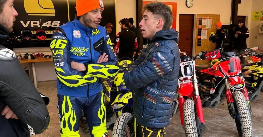 A Valentino Rossi, Acosta e Ducati serve la 100Km dei Campioni per parlarsi? Dai, non scherziamo. Intanto il babbo del 37&hellip;