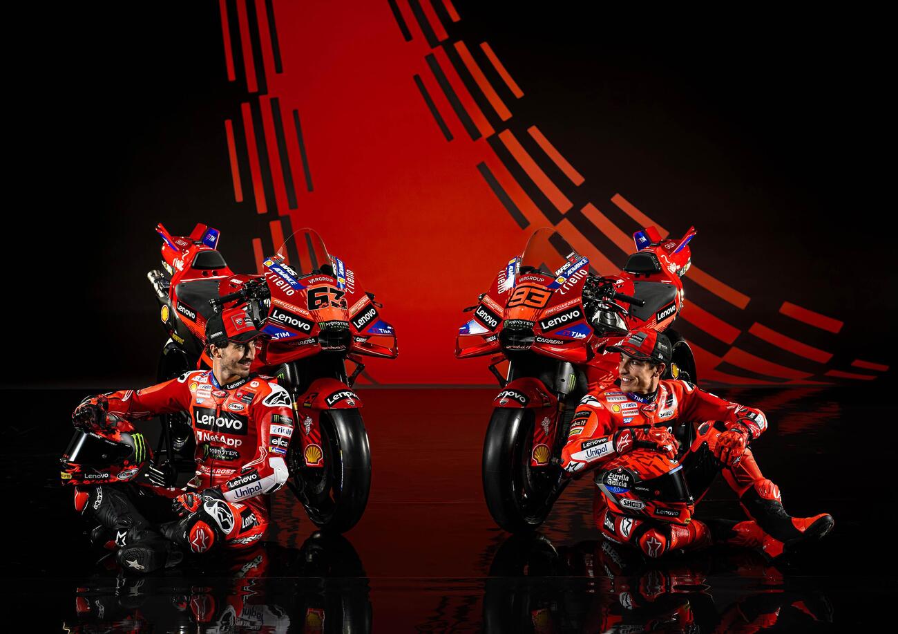 Siamo a Madonna di Campiglio con Marc Marquez e Pecco Bagnaia: s&igrave;, in questa MotoGP 2025 Ducati vuole tutto l&rsquo;oro del mondo