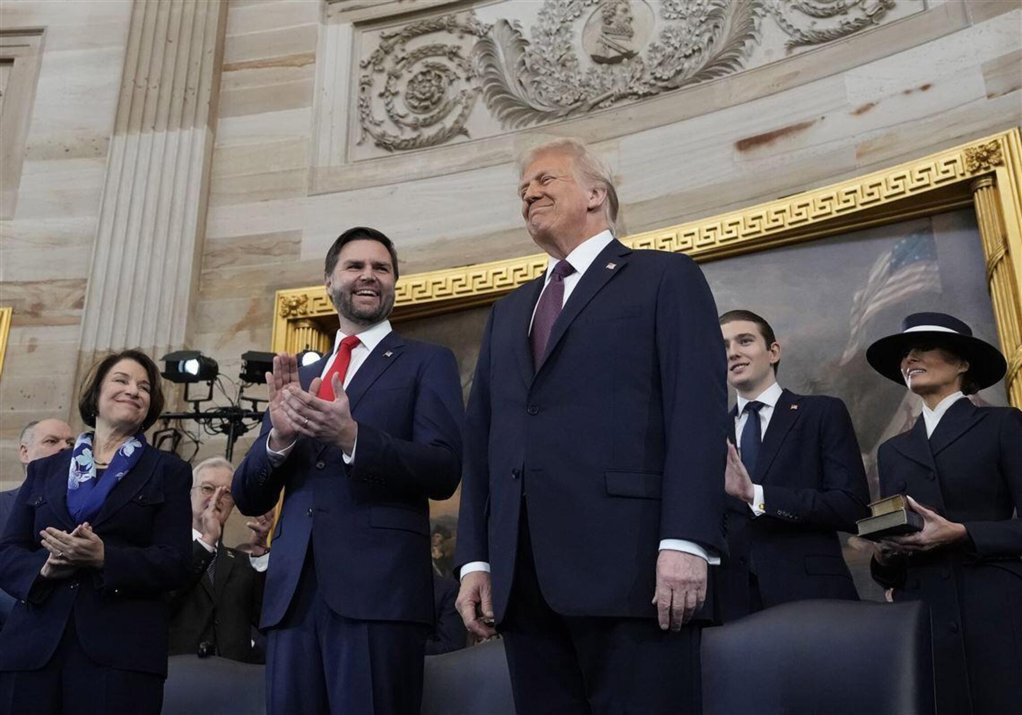 Trump con il vicepresidente JD Vance