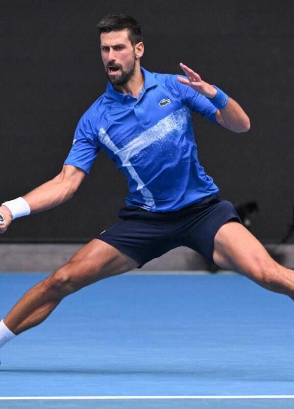 Australian Open, ma avete visto l&#039;infortunio di Djokovic (all&#039;inguine?) contro Alcaraz nei quarti di finale? [VIDEO]