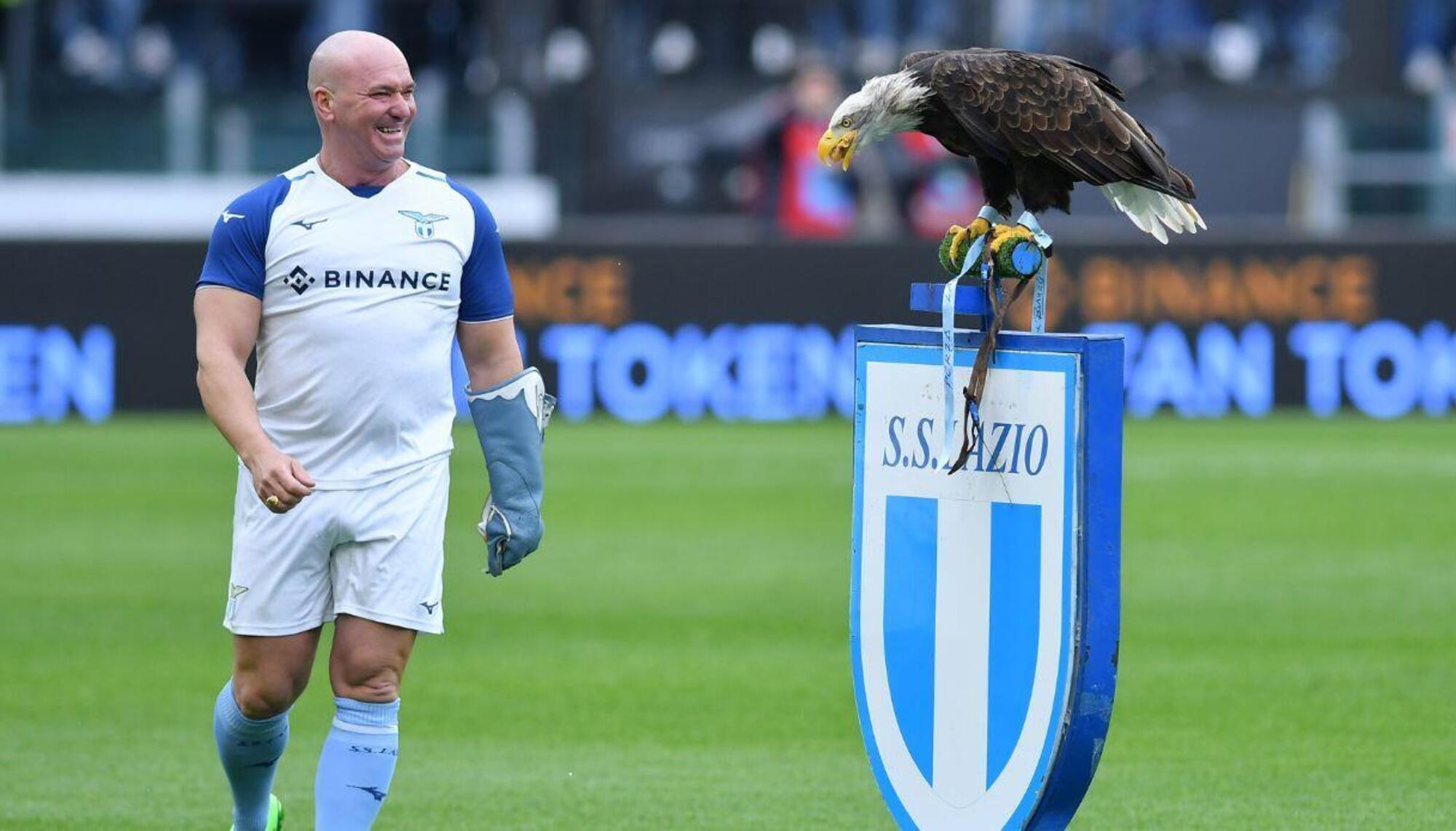 Juan Bernab&eacute; e l&#039;aquila Olympia , simbolo della Lazio