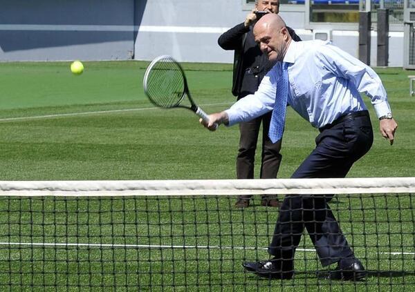 Ok, ma l&rsquo;avete visto Report sui monarchi dello sport? Poltrone e amichettismo dal tennis allo sci, fino alla FIN con un presidente in Forza Italia