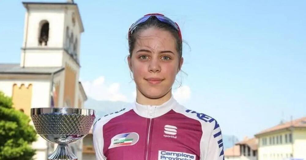 Sara Piffer, la ciclista aveva 19 anni: travolta da un&rsquo;auto a Mezzocorona mentre si allenava in bicicletta