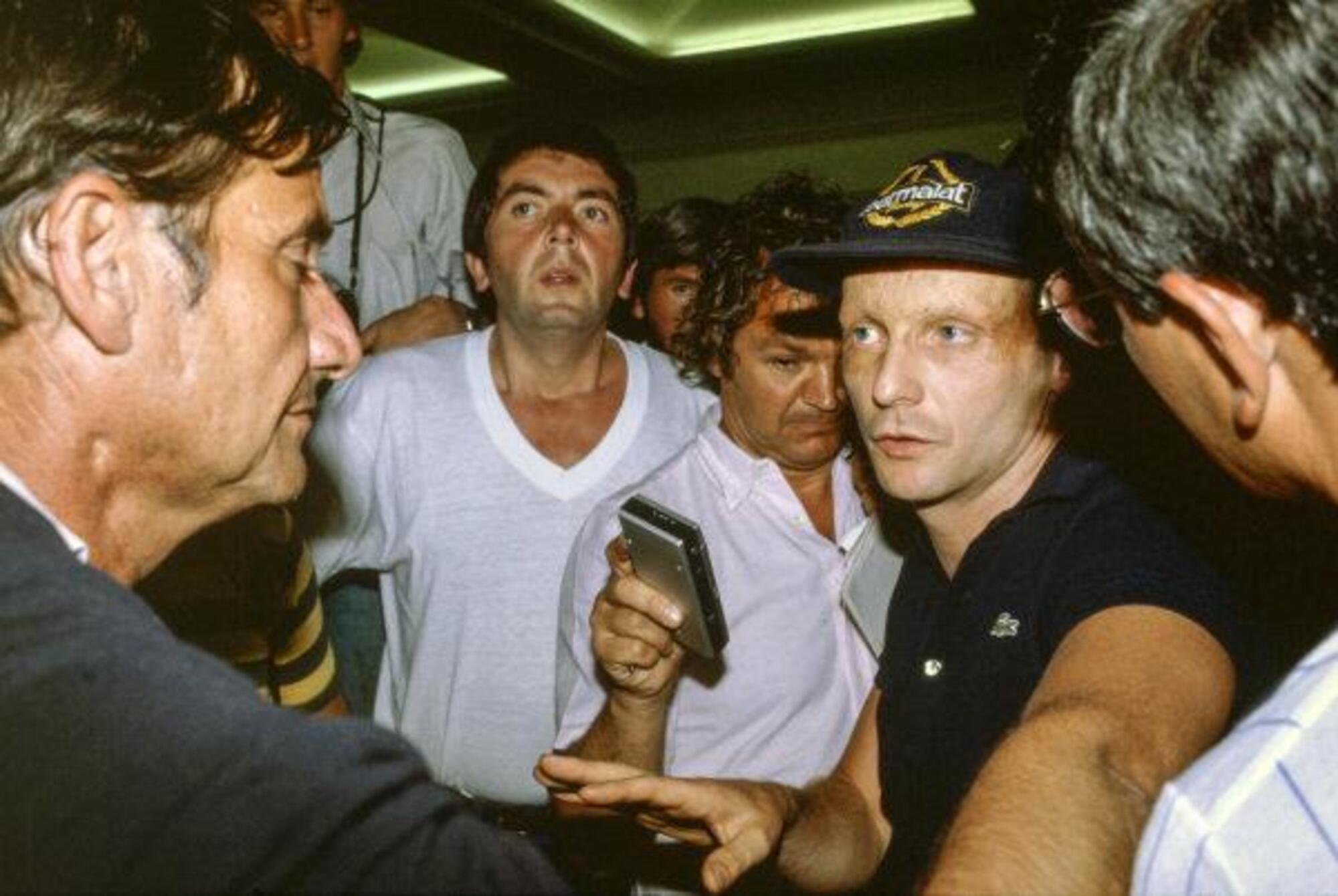 Niki Lauda a Kyalami nell'82, quando i piloti scioperarono contro l'organizzazione del GP