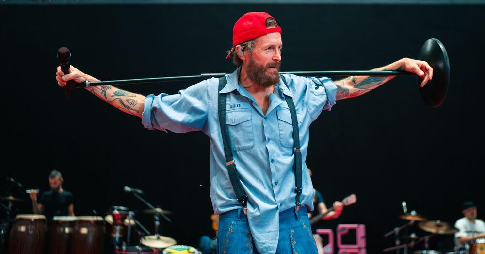 Jovanotti, &ldquo;Il Corpo Umano&rdquo; e l&rsquo;arte di predire il futuro. Ancora una volta