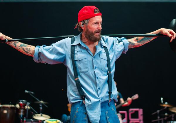 Jovanotti, &ldquo;Il Corpo Umano&rdquo; e l&rsquo;arte di predire il futuro. Ancora una volta