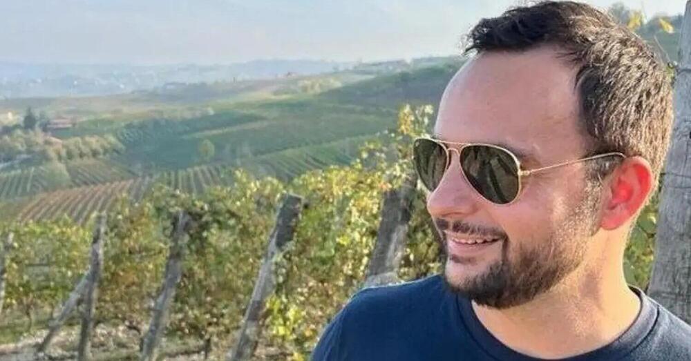 Milano, tragedia in moto: Fabio Postiglione, il giornalista del Corriere della sera minacciato dalla camorra, muore in un incidente sulla tangenziale. &Egrave; stato urtato da un furgone?