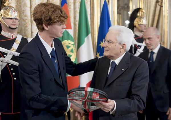 Signori, Jannik Sinner che rifiuta di andare al Quirinale da Mattarella rispetta milioni di italiani che pagano le tasse (e stende la politica da passerella)