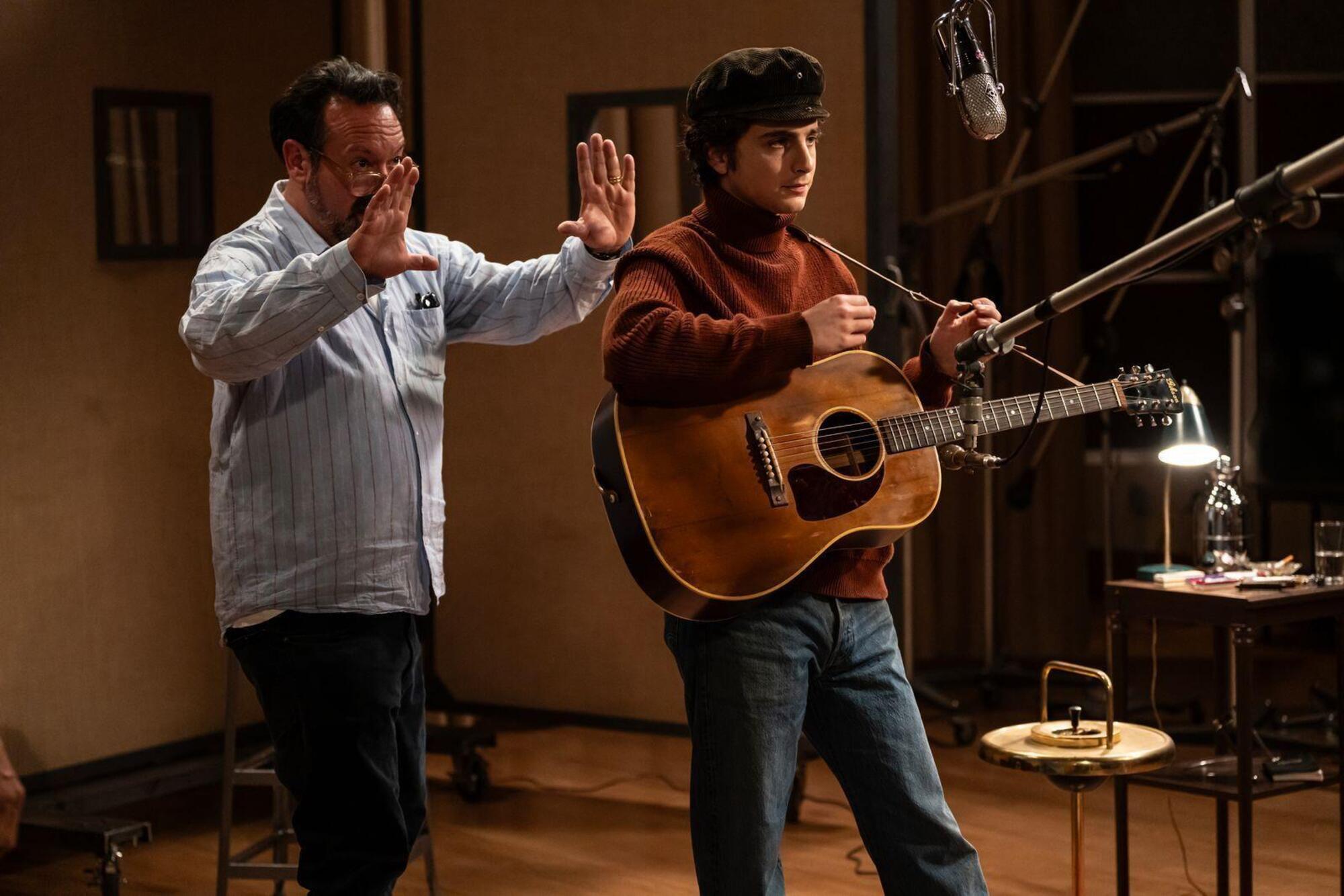 Timothée Chalamet (in Bob Dylan) in A Complete Unkwown