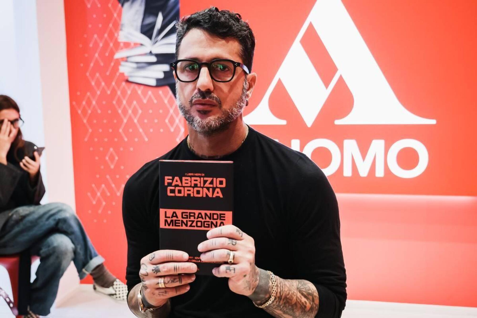 Fabrizio Corona alla presentazione del libro &quot;La grande menzogna&quot;