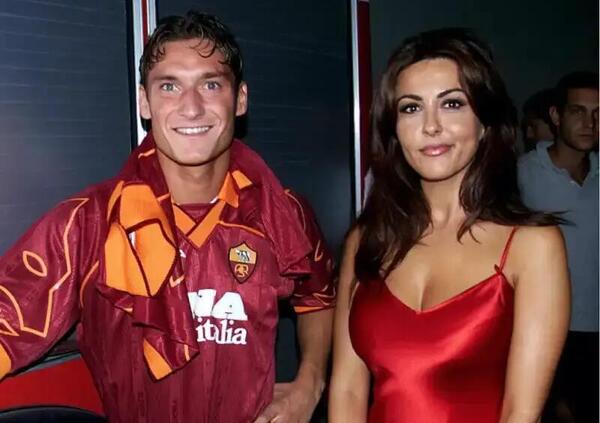 Le bombe a pagamento di Corona a Falsissimo: &ldquo;Ferilli? Quando veniva con Totti a casa di Lele Mora...&rdquo;. Fedez? &ldquo;Voleva Belen, ma la Ferragni&hellip;&rdquo;, e quella battuta di troppo a Muschio Selvaggio?