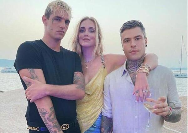 Ultras, Ferragni e Achille Lauro (con Fedez): le bombe di Giletti e del direttore di MOW a &ldquo;Lo Stato delle cose&rdquo;. Per risolvere l&rsquo;omicidio Boiocchi bisogna guardare i parcheggi di San Siro? Ed ecco i dettagli della storia tra Chiara e il cantante