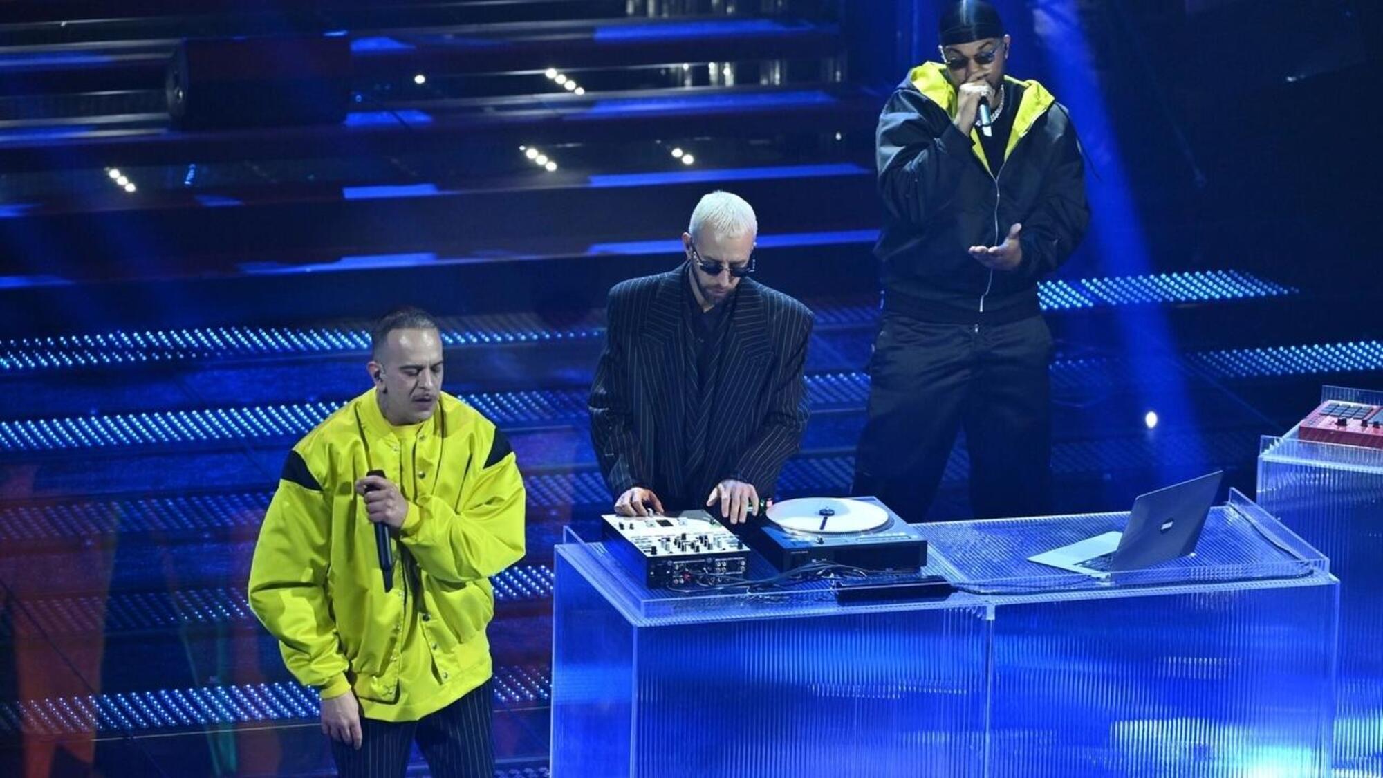 L&#039;esizione di Shablo, insieme a Gu&egrave;, Joshua e Tormento, a Sanremo 2025