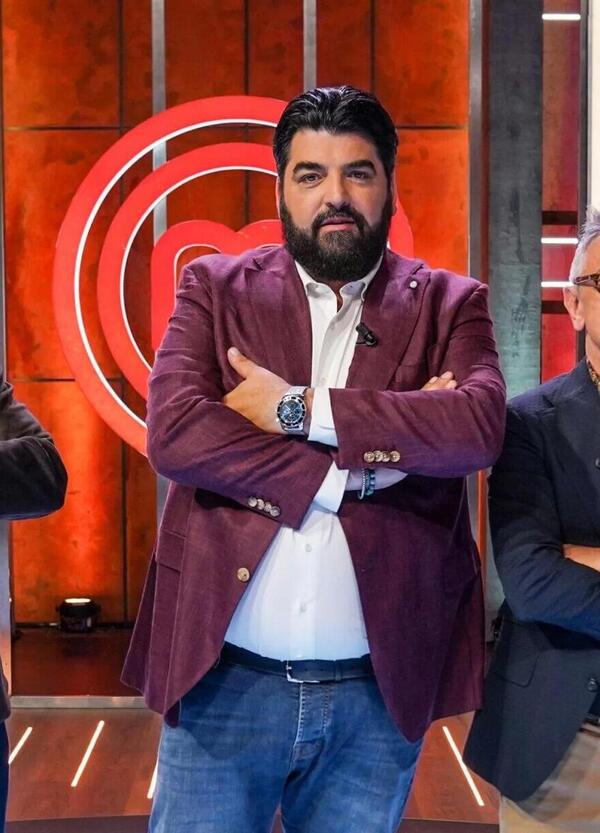 Le pagelle di Masterchef 14: la rimonta di Mary (7), l&rsquo;eliminazione scontata di Claudio (5), ma davvero non sbaglia pi&ugrave; nessuno? Locatelli, Cannavacciuolo e Barbieri piegati alle regole del gioco (5), si avvicina la finale e&hellip; 