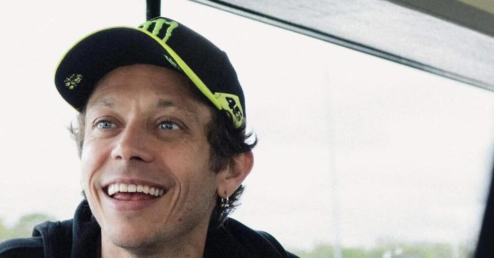 Il Quarantasei ne fa 46, ma Valentino Rossi diventer&agrave; vecchio solo quando non sapr&agrave; pi&ugrave; cosa inventarsi per sorridere