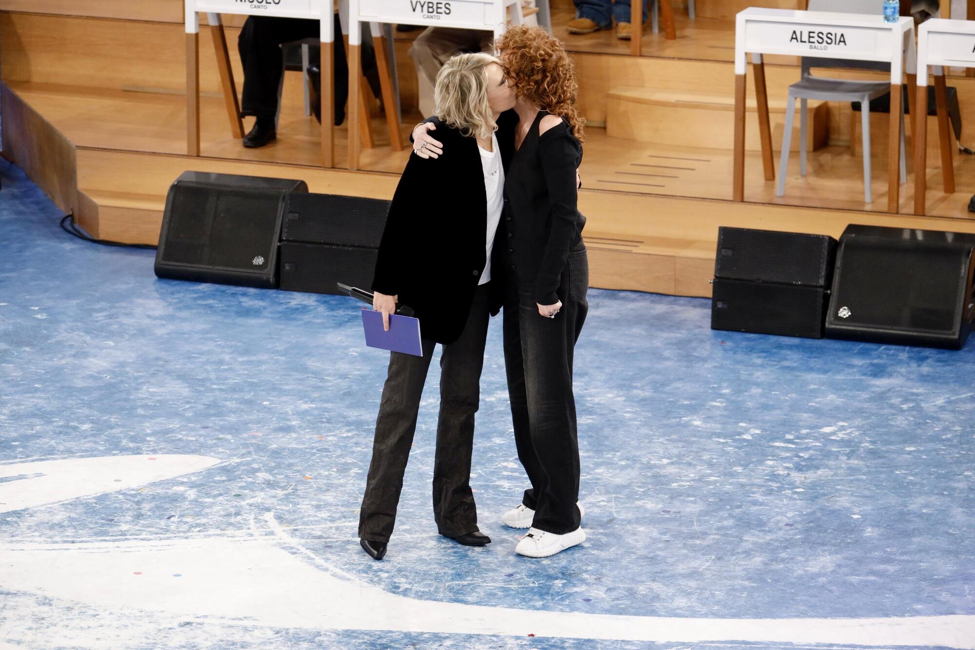 Maria De Filippi con Fiorella Mannoia