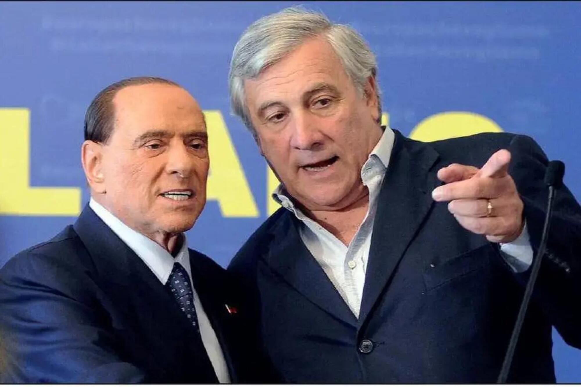 Antonio Tajani con Silvio Berlusconi