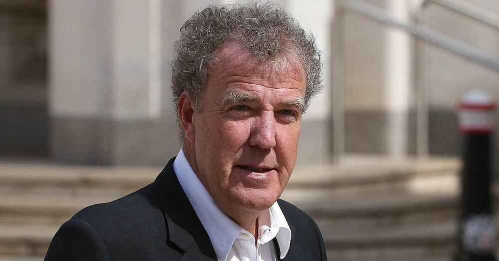 Jeremy Clarkson vuole i cecchini contro chi sporca le strade? &ldquo;I laburisti sono pi&ugrave; attenti alla dieta vegetale&rdquo;. E sulle nuove Porsche elettriche per il servizio carcerario albanese&hellip;