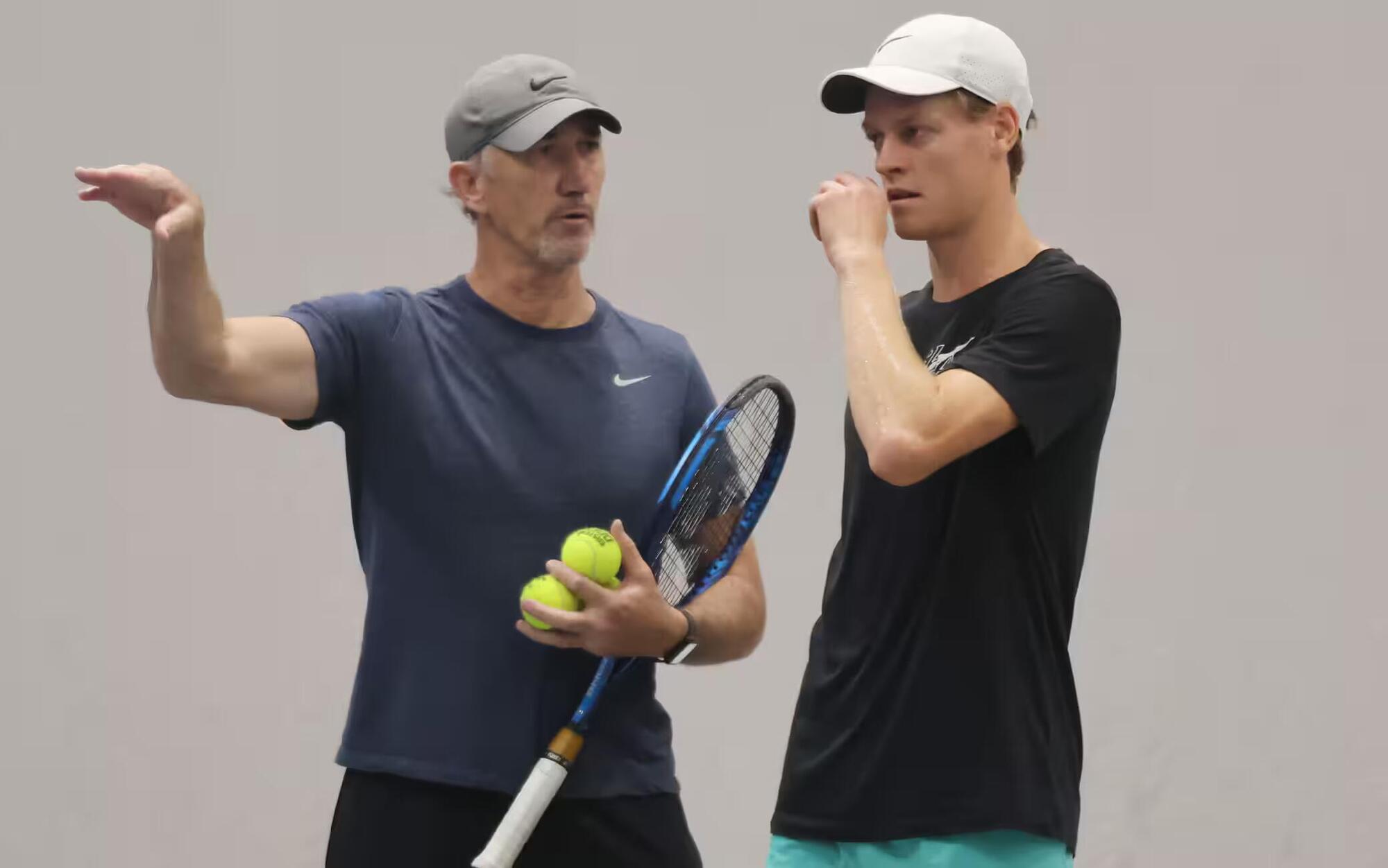 Jannik Sinner e Darren Cahill