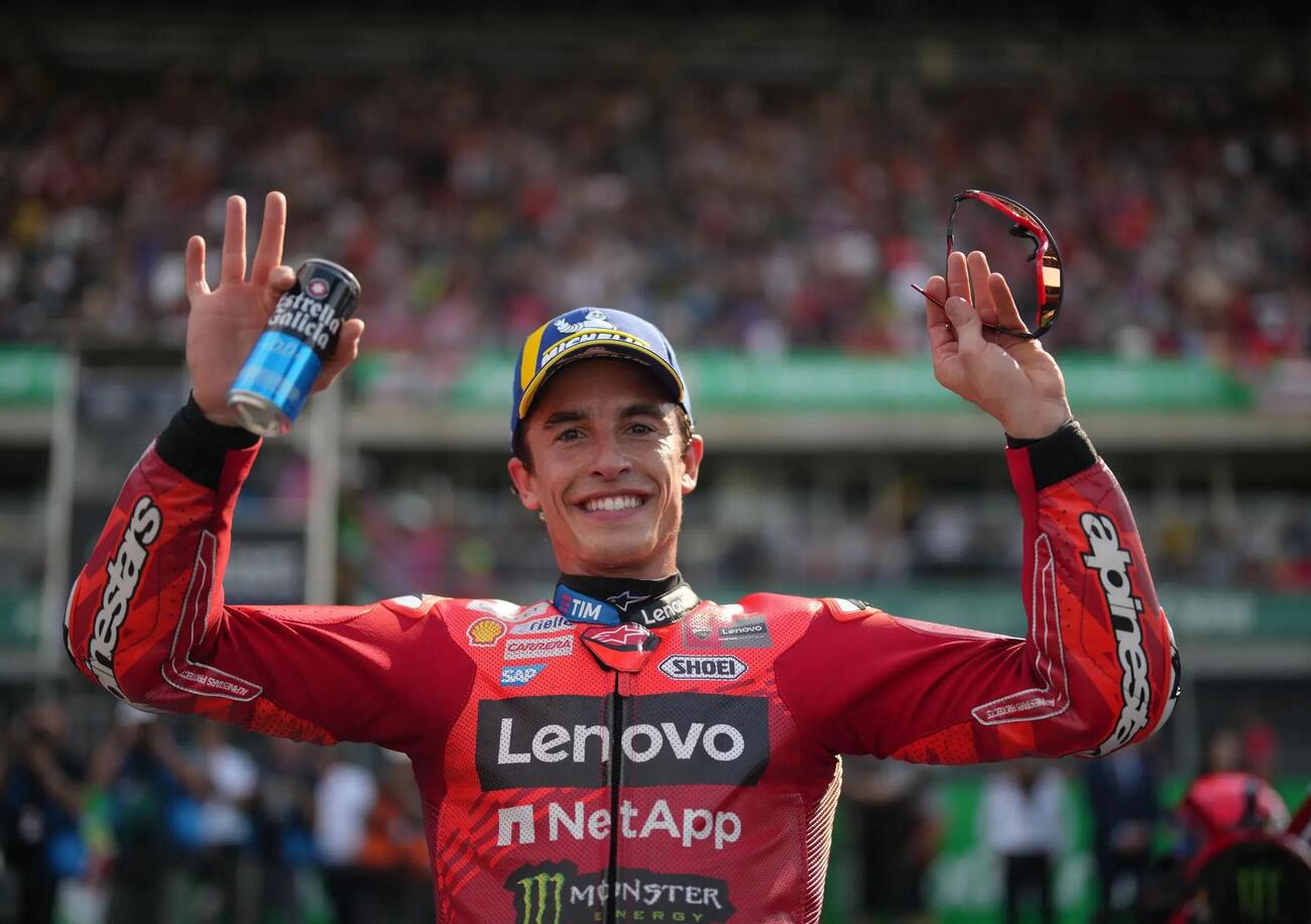 Marc Marquez si sta gi&agrave; divorando la MotoGP 2025 e lascia le briciole solo ai fratelli: &quot;La fortuna non &egrave; con Pecco. Contento per Alex, ma non euforico&quot;