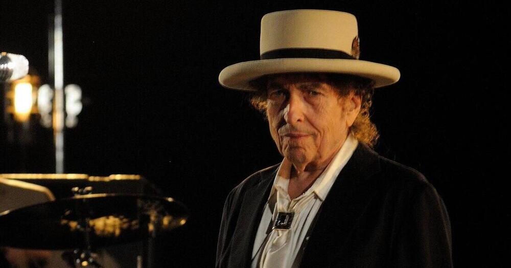 Ma davvero Bob Dylan ha sfanc*lato anche gli Oscar? Ecco perch&eacute; &egrave; il king e starebbe bene con gli Oasis (anche se Liam Gallagher l&rsquo;ha definito &ldquo;miserabile coglio*e). E quella volta che non ha ritirato il Nobel&hellip;