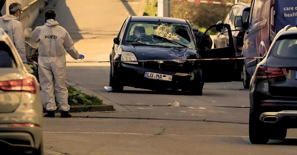 Avete rotto il caz*o coi titoli &ldquo;Auto si lancia sulla folla&rdquo; a Mannheim e altrove. Le macchine non guidano da sole e non uccidono, lo fanno le persone: come quelle che nelle redazioni ammazzano giornalismo e senso del ridicolo