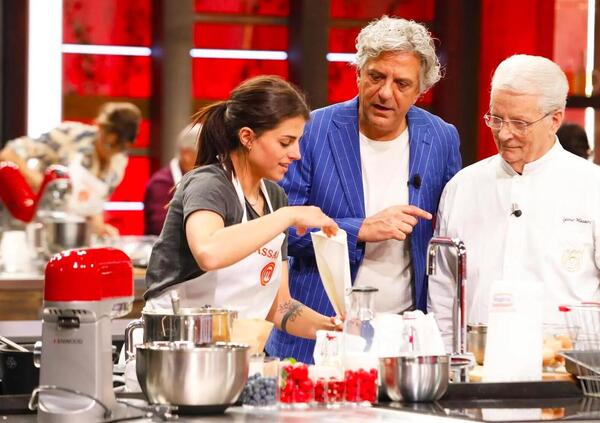 &ldquo;Il marchio vale pi&ugrave; della qualit&agrave;&rdquo;. Alberto Grandi sulle polemiche food: &ldquo;Massari e le chiacchiere a 100 euro? Se le comprano&hellip;&rdquo;. Locatelli e la cucina che &ldquo;uccide&rdquo;? &ldquo;Quella stellata &egrave; stressante&rdquo;. E su Cracco, Braschi, influencer e insetti... 