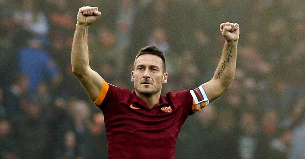 Le bombe di Francesco Totti: &ldquo;La Serie A? Mi hanno chiamato davvero. Gasperini? Non mi fa impazzire. Alla Roma vorrei Ancelotti. Spalletti? Ecco come sono andate le cose&hellip;&rdquo;. Poi su Cassano, Messi, Mourinho, Yamal e&hellip;