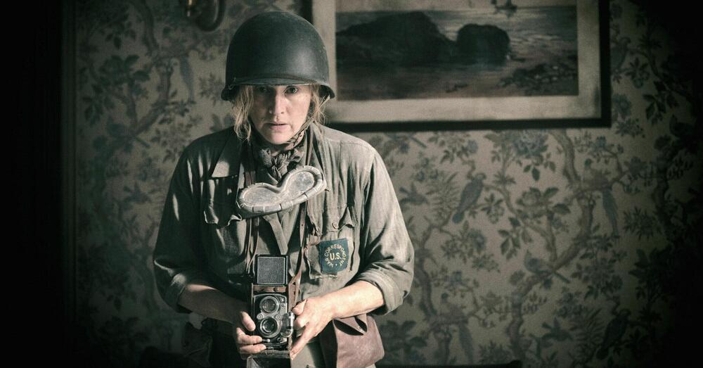 Abbiamo visto &ldquo;Lee&rdquo; al cinema: ma com&rsquo;&egrave; il film con Kate Winslet? Oltre al nazismo c&rsquo;&egrave; molto di pi&ugrave;: il racconto vero e crudo di una delle pi&ugrave; grandi fotoreporter di guerra