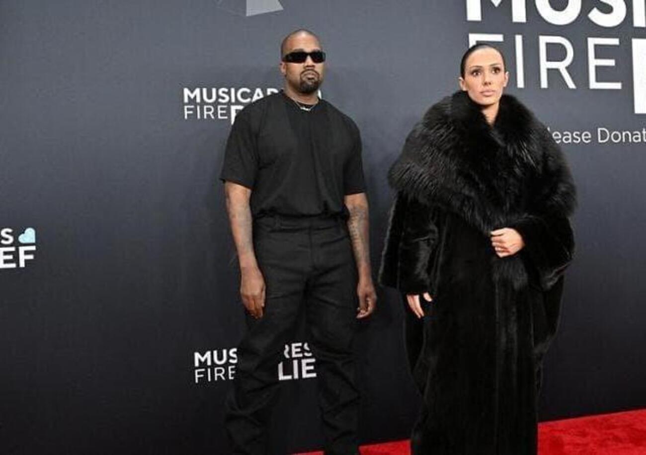 Sembra Bianca Censori ma non &egrave;: che ci fa Kanye West con un&rsquo;altra? Ed &egrave; guerra con l&#039;ex moglie Kim Kardashian per la canzone &ldquo;Lonely roads still go to sunshine&quot; con featuring della figlia North e di Sean Diddy Combs&hellip;