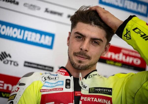 Rischia, ride, &ldquo;rosica&rdquo;. La pazza Argentina di Fabio Di Giannantonio &egrave; un&rsquo;altra sveglia anche per Pecco Bagnaia