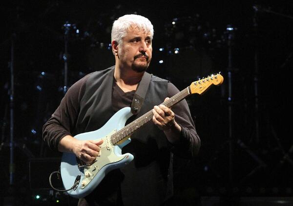 Nuovo inedito di Pino Daniele? Il batterista Marangolo: &quot;Se Una parte di me non l&#039;aveva pubblicato, perch&eacute; farlo oggi?&quot;. E rivela: &quot;Per aver raccontato la verit&agrave; non posso pi&ugrave; andare a Napoli...&quot;