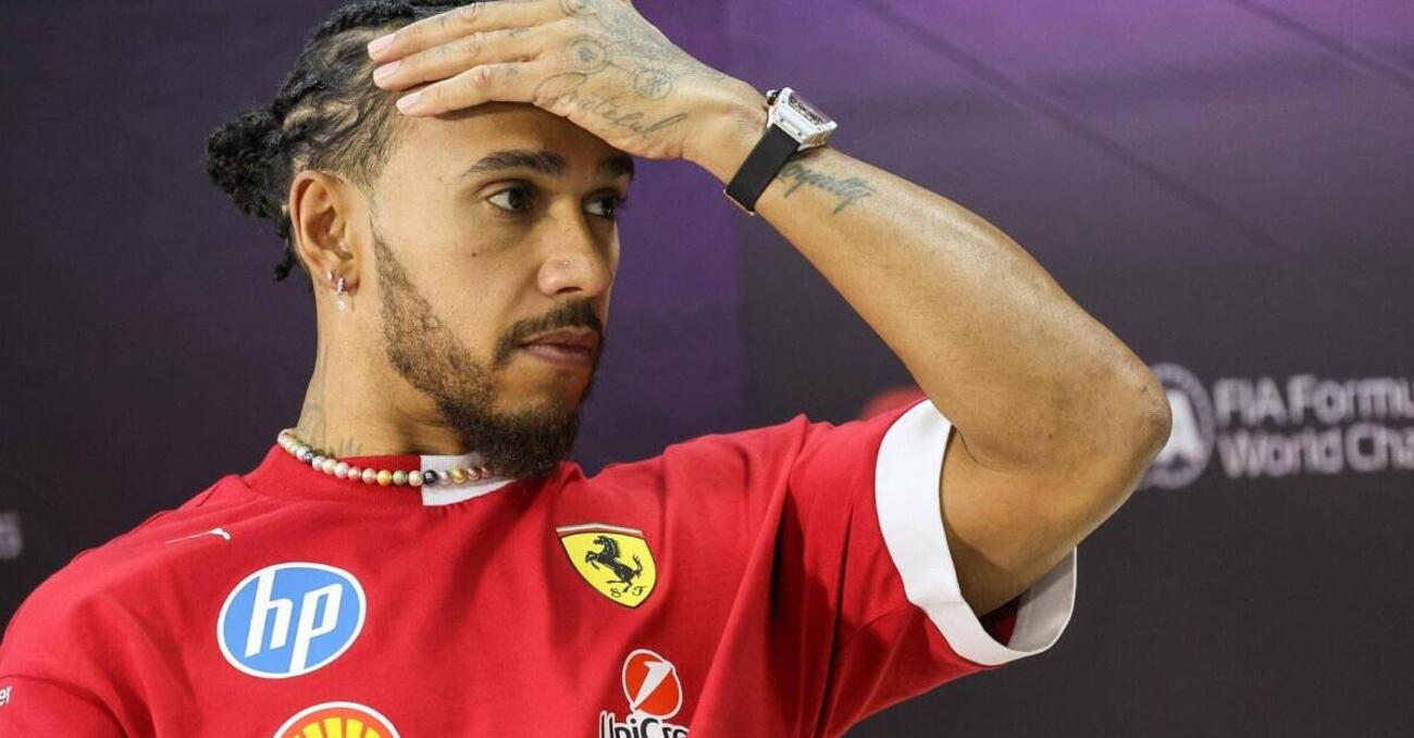 La F1 in Cina scoppia con le bombe di Zak Brown (che dice che Verstappen finir&agrave; in Mercedes) e continua con le stilettate di Lewis Hamilton: &ldquo;Max insulta il suo ingegnere e non dite mai nulla, mi arrabbio io e&hellip;&rdquo;