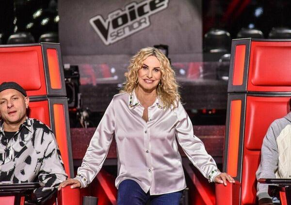 The Voice Senior, quinta puntata: tutto sulle Blind Auditions e il Knock Out. La strada verso la finale con Antonella Clerici che con gli over 60 domina su Rai 1 con i coach Loredana Bert&egrave;, Gigi D&rsquo;Alessio, Clementino e Arisa