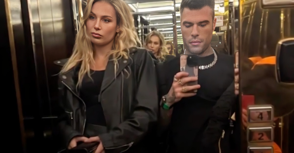 Falsissimo (a pagamento), Corona spara tutta la telefonata tra Fedez e Angelica Montini. &ldquo;&Egrave; impazzito, ho paura che si droghi&rdquo;. Gli insulti &ldquo;Manipolatrice stron*a, deficiente&rdquo;: ecco la verit&agrave; sull&rsquo;amore dell&rsquo;ex Ferragni&hellip;