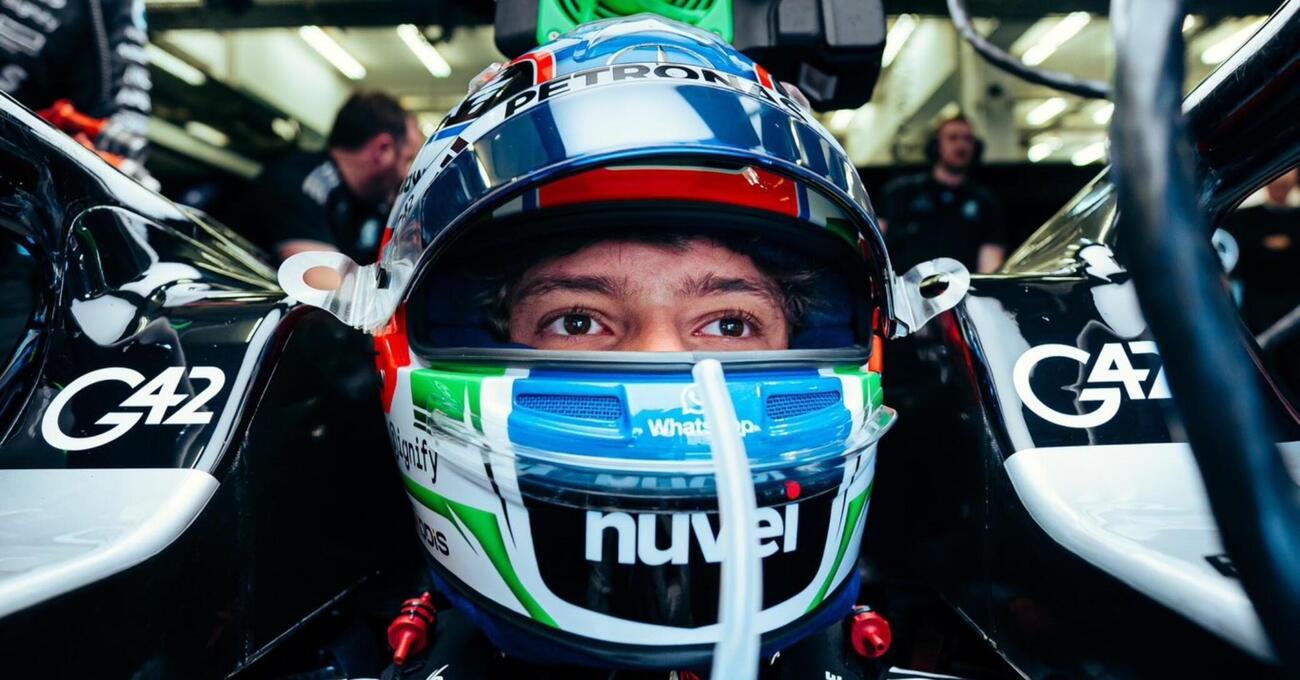 Ma in che senso Kimi Antonelli ha vinto il Driver of the Day in Cina &ldquo;Per il fattore estetico&rdquo;? Ecco come &egrave; andato il suo secondo weekend, tra sfighe e...