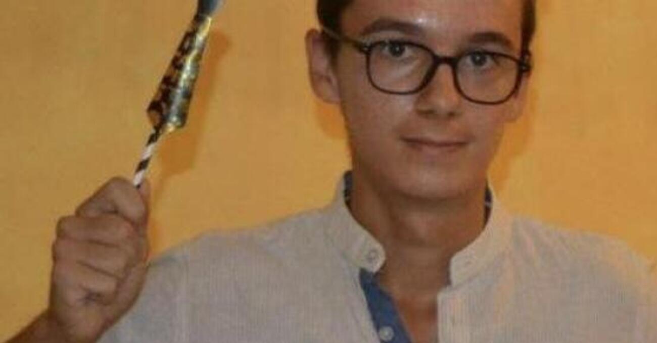 A Chi l&#039;ha visto? su Rai tre la morte di Andrea Prospero, lo studente avrebbe potuto salvarsi: &ldquo;Chiamiamo l&rsquo;ambulanza a quel fesso? No, poi ti trovano&rdquo;. Com&rsquo;&egrave; finita la popstar Rania Zeriri a vivere come una senzatetto? E sull&rsquo;omicidio di Pierina Paganelli