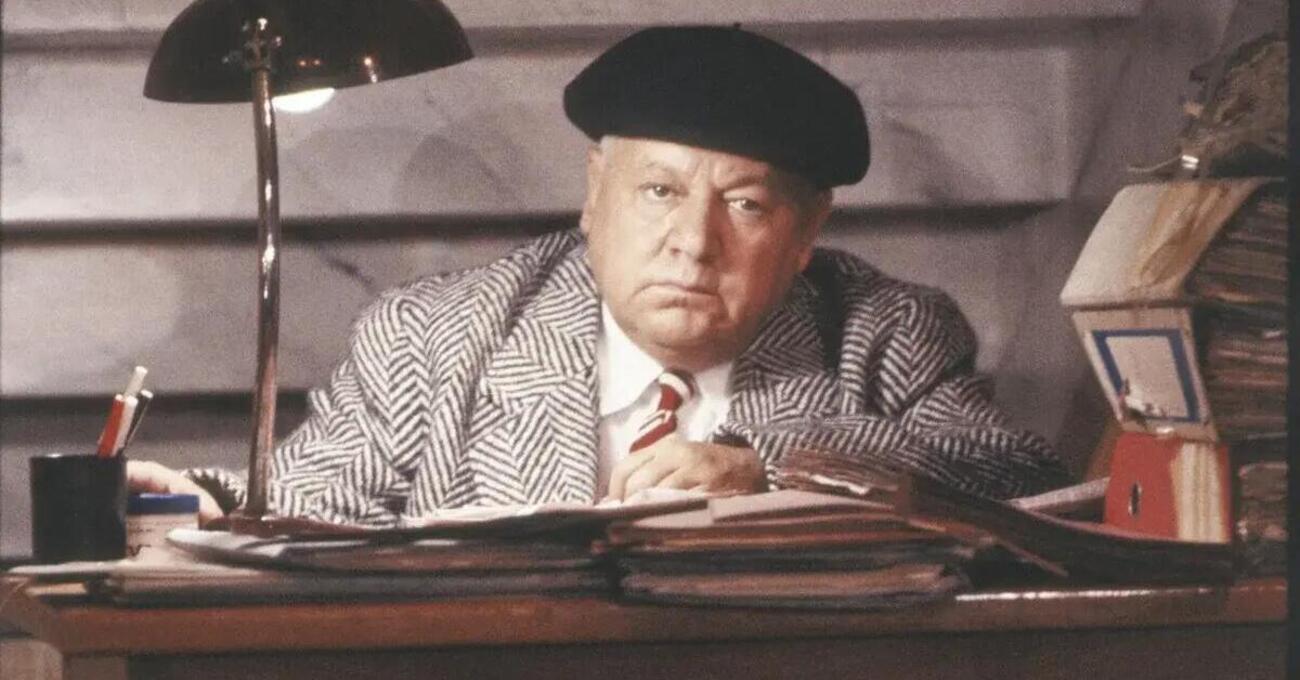 &Egrave; una caga*a pazzesca&hellip; o forse no? Fantozzi compie 50 anni, torna al cinema, e preparatevi a 92 minuti di applausi