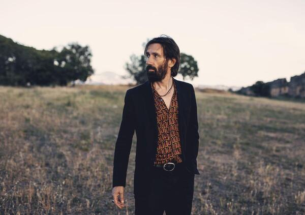 Cristiano Godano e il nuovo album &quot;Stammi accanto&quot;: a Crosetto? Cosa ci faceva con i Marlene Kuntz e gli Afterhours di Manuel Agnelli il ministro? E sulla scena musicale alternativa e Franco Battiato&hellip;