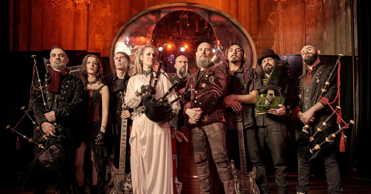  I Folkstone si prendono Milano: &ldquo;Saremo fuori moda, ma&hellip;&rdquo;. E ci raccontano il disco &ldquo;Natura morta&rdquo;, le date (sold out al Legend) e le collaborazioni assurde con Guccini, La Sad e Gigi Dag&hellip;