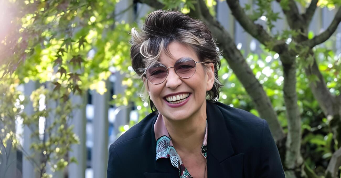 Abbiamo letto &ldquo;C&rsquo;era la luna&rdquo; di Serena Dandini (Einaudi), ma com&rsquo;&egrave;? E volete sapere perch&eacute; Chiara Valerio lo esalta? &Egrave; l&rsquo;amichettismo dei &ldquo;buoni sentimenti&rdquo;. Ma chi avrebbe letto questo libro se l&rsquo;autrice fosse stata sconosciuta?