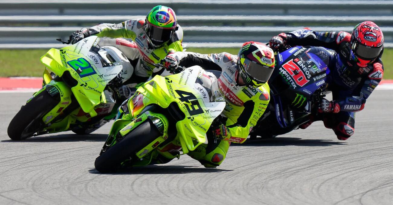 Sfiniti e contenti: ok Bagnaia e Marquez, ma quanto ci ha fatto godere la lotta libera tra Morbidelli, Diggia e Quartararo nella Sprint di Austin?