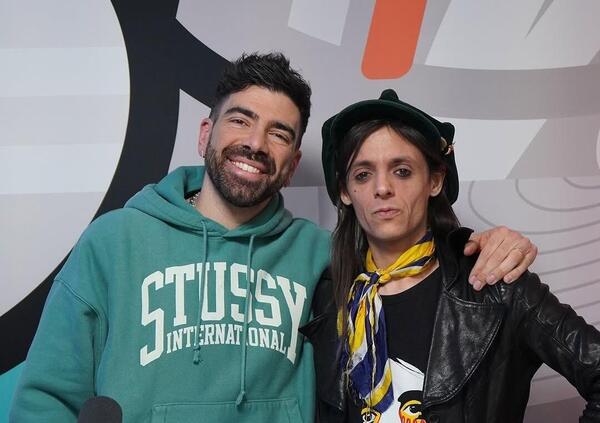 L&#039;algoritmo Lucio Corsi al Bsmt di Gazzoli: &quot;I talent? Fanno male&quot;.  Artista e persona? &quot;Eccezionale sul palco, normale fuori...&quot; Cremonini e Jovanotti? &quot;Nel backstage fino al mattino...&quot;. E su Sanremo, Eurovision, Ceccherini e Pieraccioni...